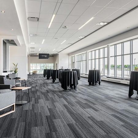 Four Points By Sheraton Levis Convention Centre Экстерьер фото