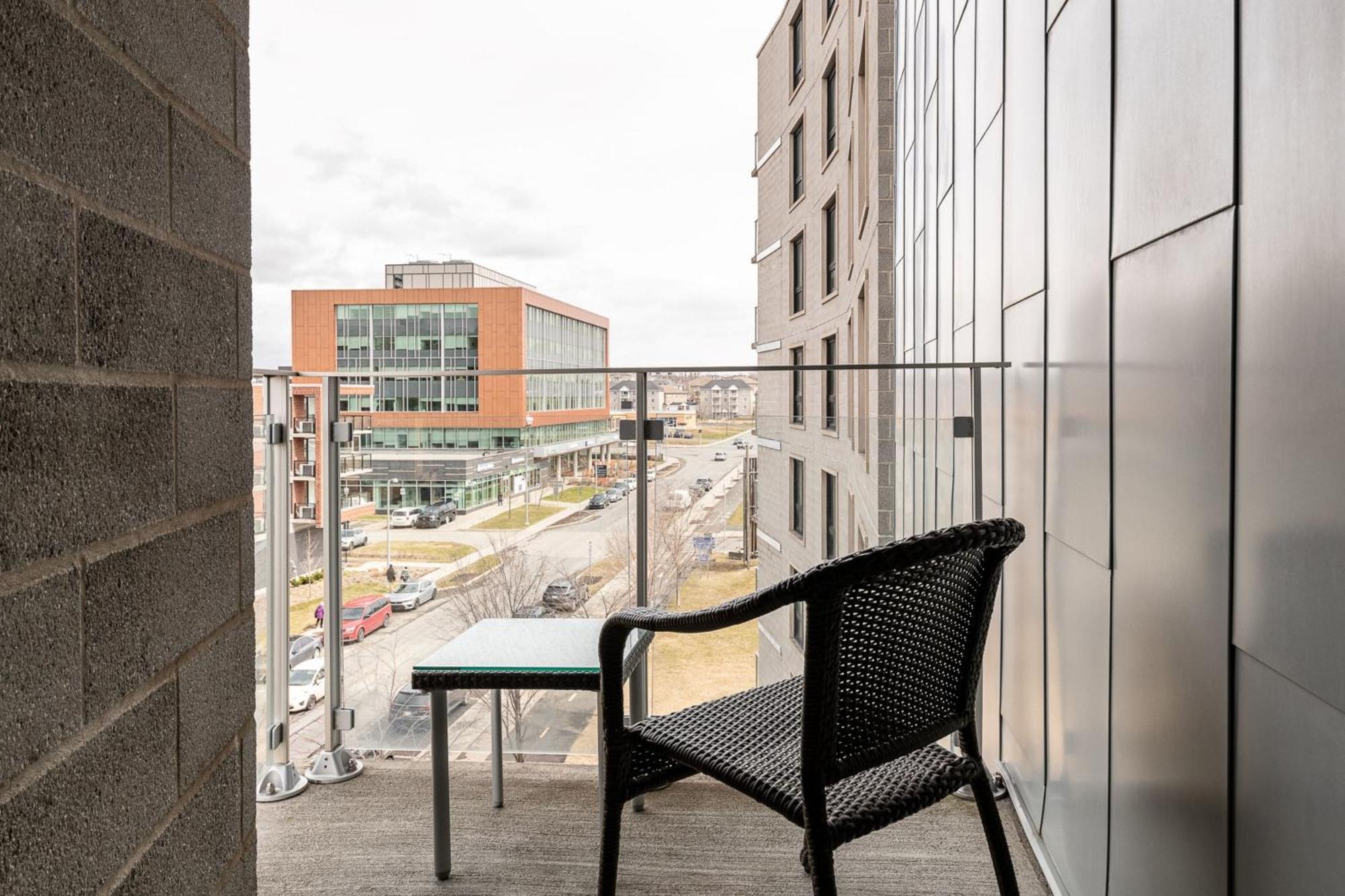 Four Points By Sheraton Levis Convention Centre Экстерьер фото