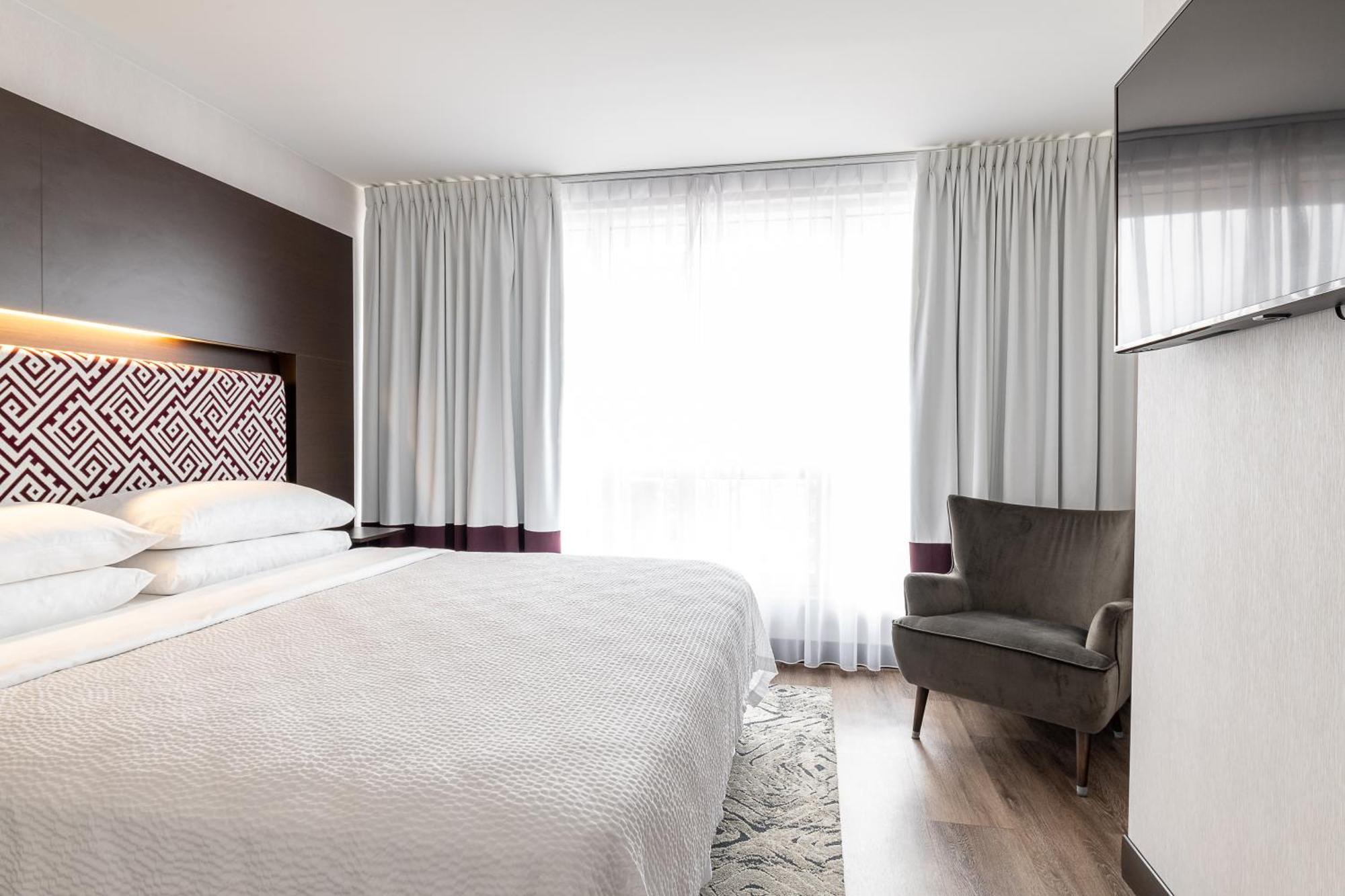 Four Points By Sheraton Levis Convention Centre Экстерьер фото