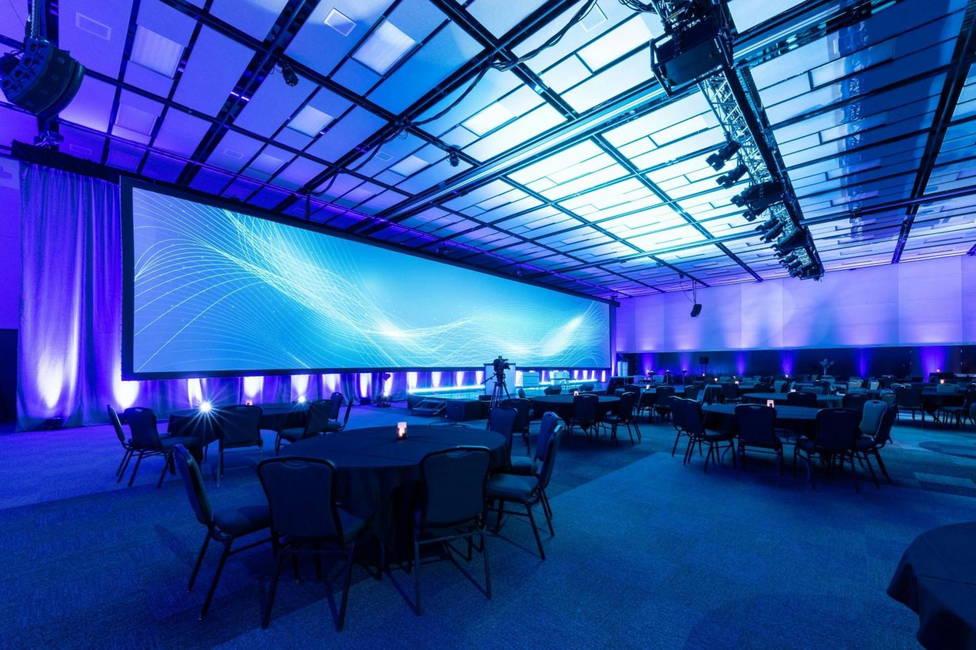 Four Points By Sheraton Levis Convention Centre Экстерьер фото